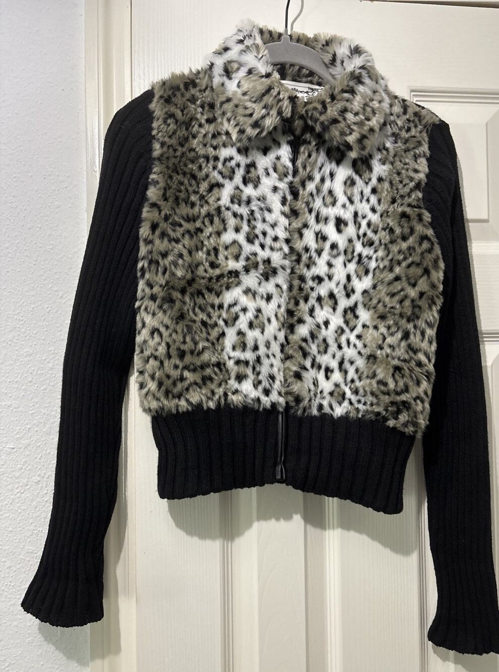 Tiara Leopard Print Black Sweater Women’s Size PS Petite Small Zip Up Cardigan